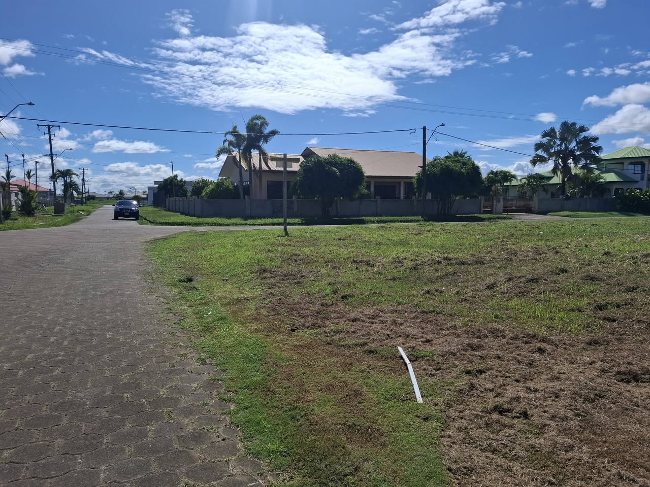 Hoek Basjafowroestraat & Bagabagastraat Paramaribo Noord